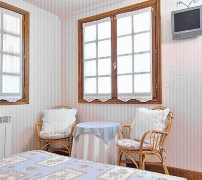 Hostal Lorentxo Olave Chambre photo